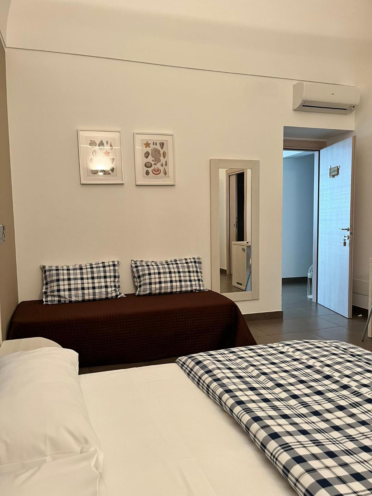 カステッラネータ Nova Domus Bed & Breakfast エクステリア 写真